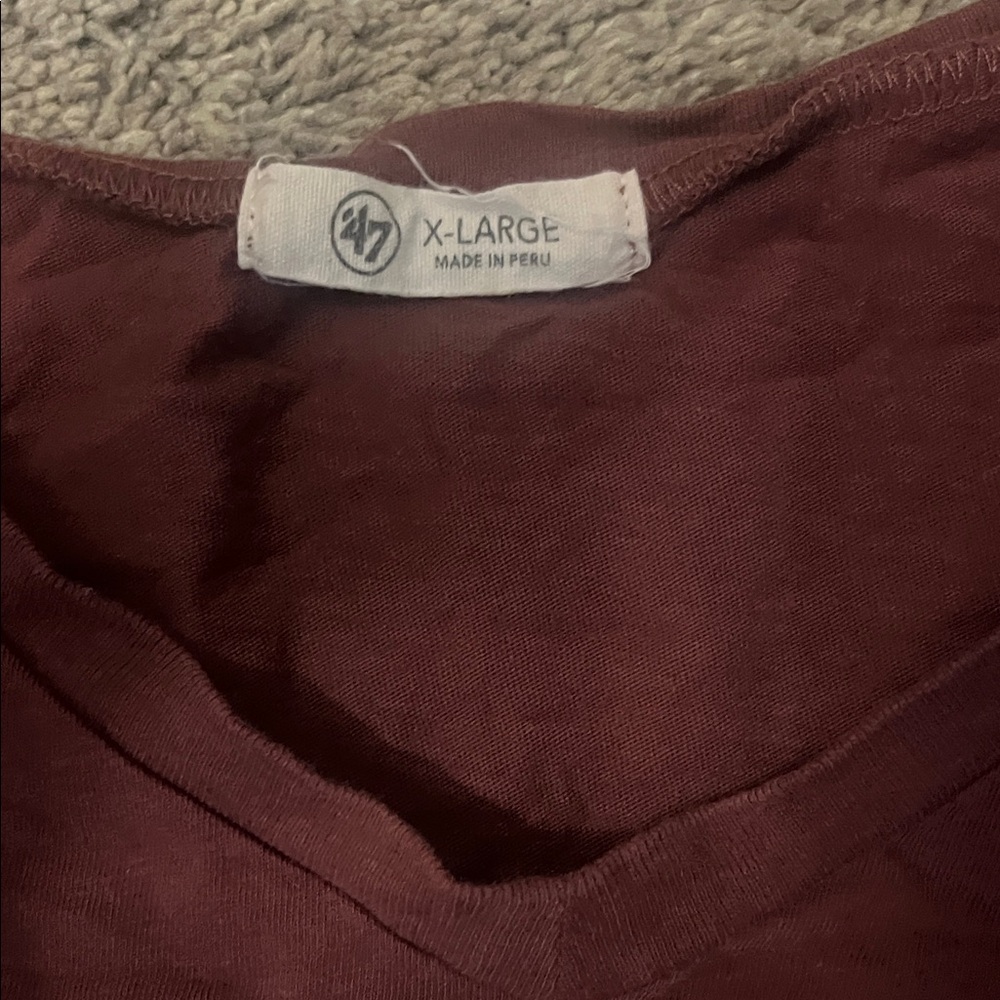 47 Brand Maroon Phillies Cropped Short Sleeve Tee - Picture 3 of 5